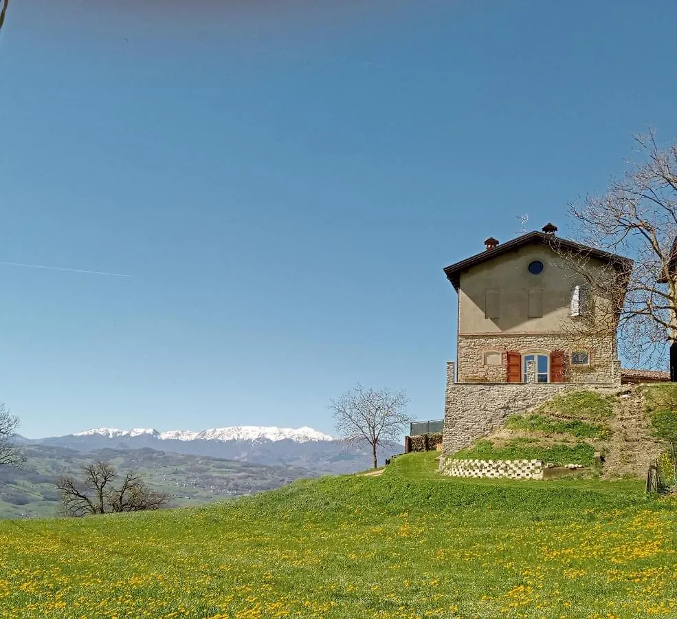 Bed and Breakfast Casale Monte Valestra à Bebbio 0*,